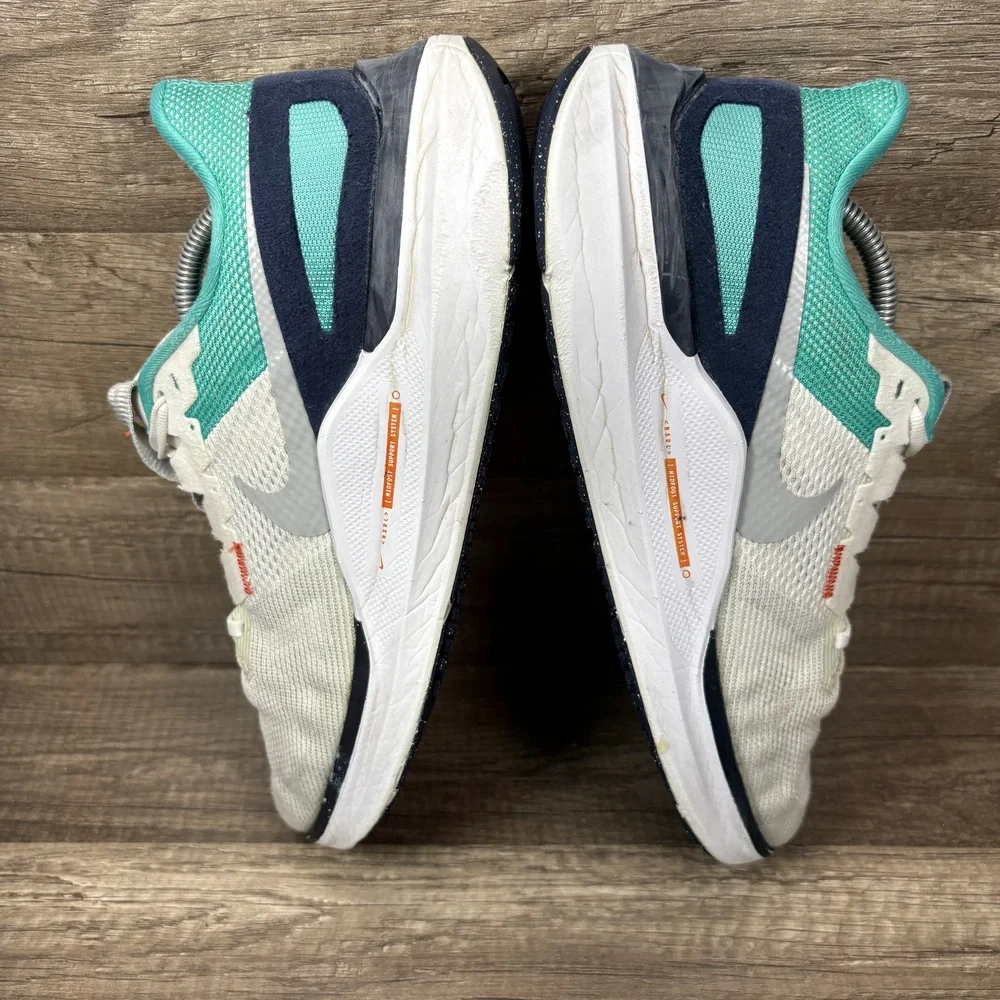 Nike Air Zoom Structure 25 Gray Green Womens US Size 8.5 DJ7884-102 Running Shoe